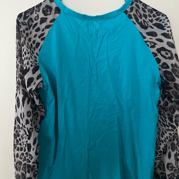 Women’s Blue and Leopard Style Shirt by CMSJ A328 - Picture 3 of 3